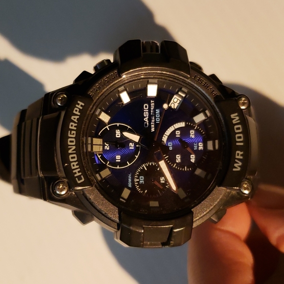 CASIO WATCH - Picture 2 of 16